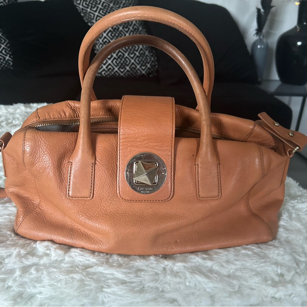 VINTAGE KATE SPADE NEW YORK Handbag
100% Authentic
Chrystie Street Rosalee Tote